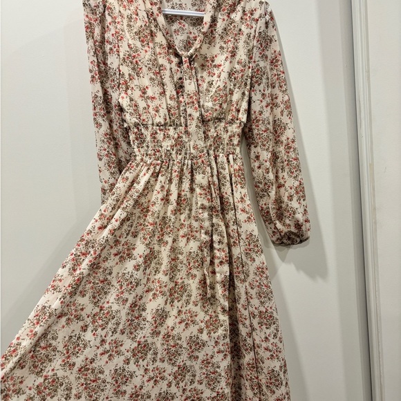 Vintage Cream and Pink Bishop Sleeve Sundress - Picture 2 of 12